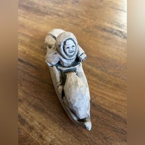 Alaska Eskimo Handmade Earthquake Clay Canoe Seal Hunter Sculpture Figurine 5.8"